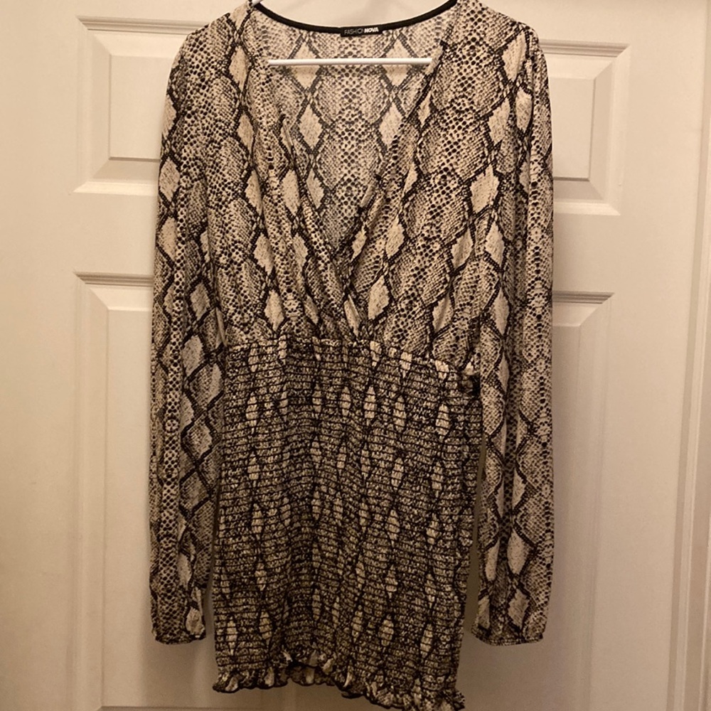 Mini dress